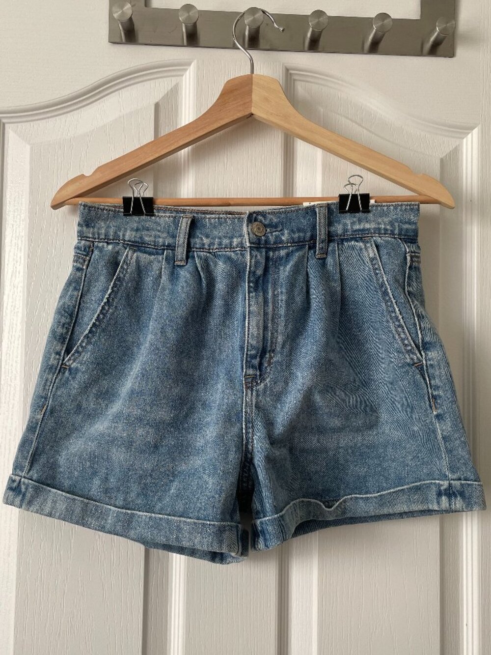 NWT American Eagle Mom Shorts - Size 4